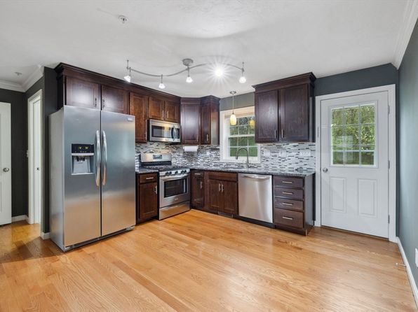 32 Bandon Cir #32, Westford, MA 01886
