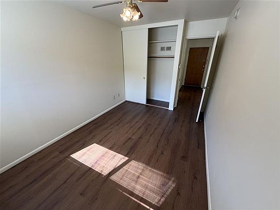 5th image of 525 Bellevue Ave E APT 206