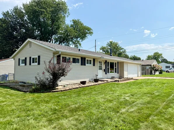 1405 19th St, Bettendorf, IA 52722