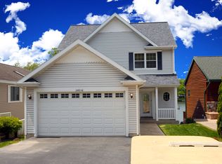 24036 N Lakeside Dr, Lake Zurich, IL 60047
