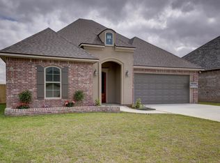 202 Tall Oaks, Youngsville, LA 70592
