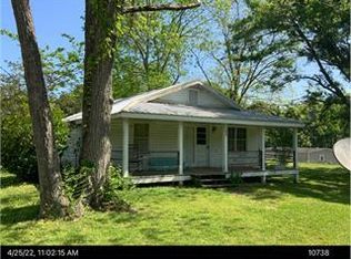 625 Ginn Rd, Ellerslie, GA 31807