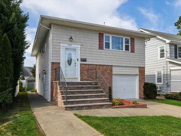 2282 Saratoga Street, Oceanside, NY 11572