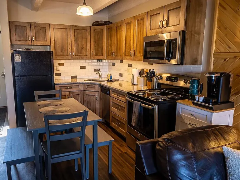 200 Granite St #104 — Photo 12