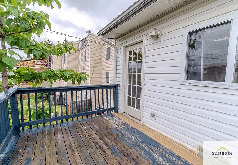 1632 Light St — Photo 19