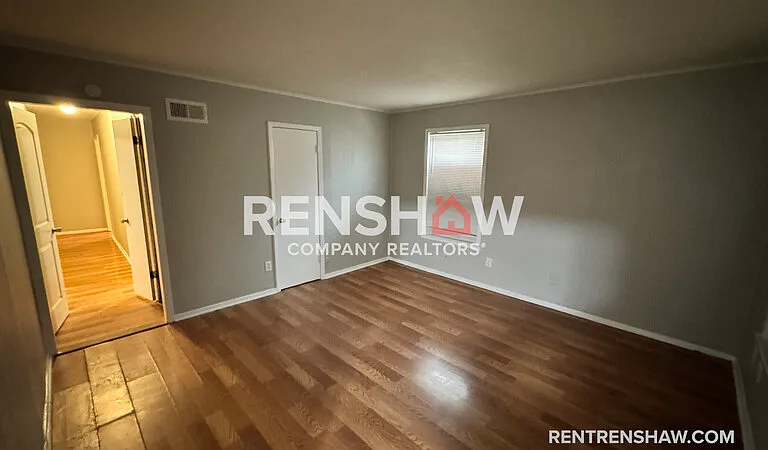 381 N Manassas St — Photo 7