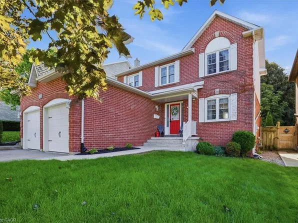 392 Burnett Ave, Cambridge, ON N1T 1G8