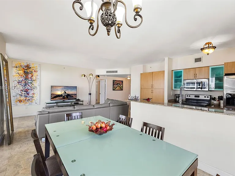 17555 Atlantic Blvd #708 — Photo 16