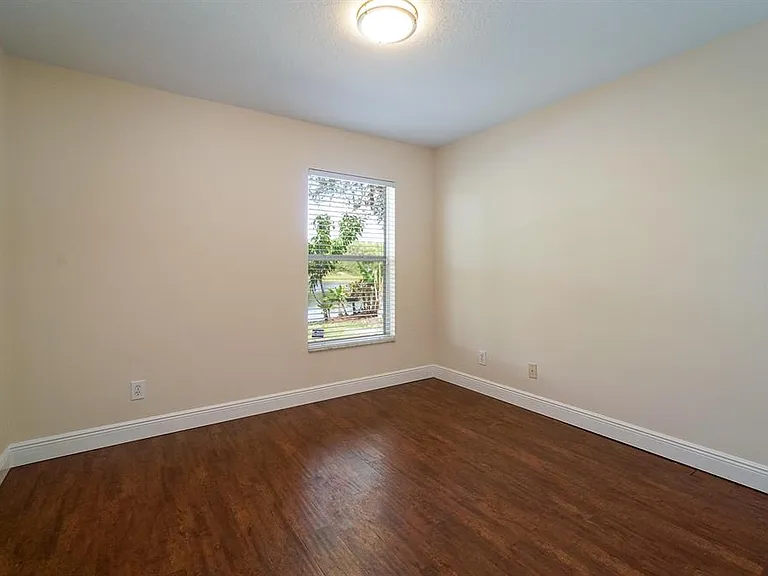 13518 Briarmoor Ct — Photo 18