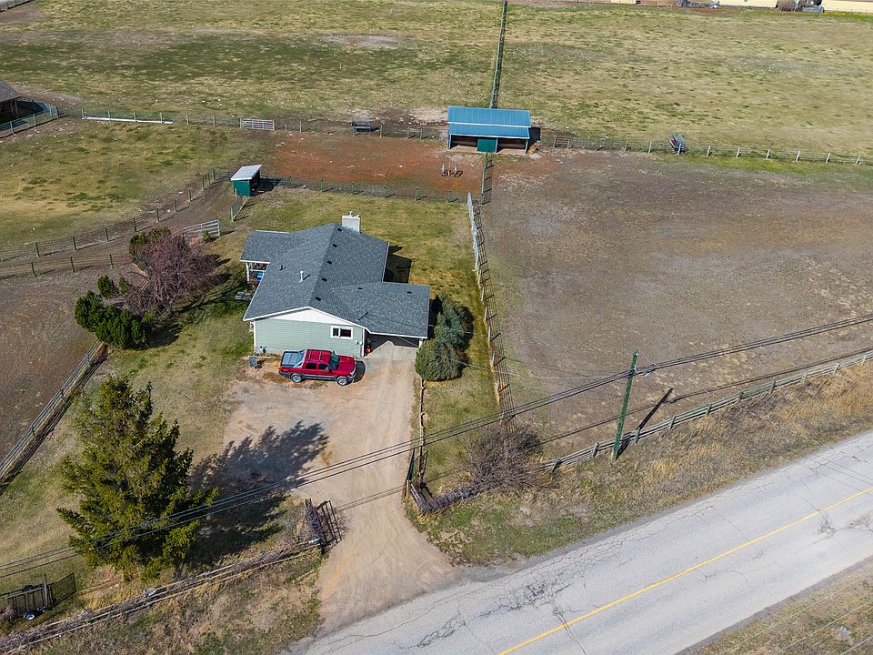 1st image of 8160 Barnhartvale Rd