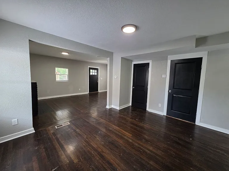 3728 Bales Ave — Photo 4