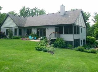 723 Links Dr, Poynette, WI 53955