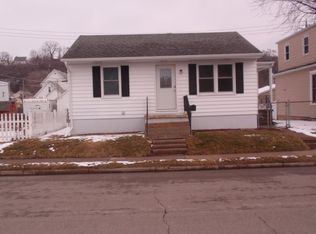 2874 Washington St, Dubuque, IA 52001