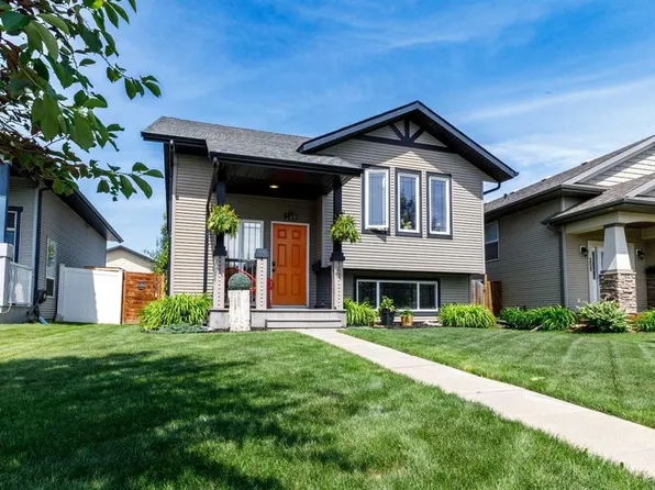 249 E Kingston Dr, Red Deer, AB T4P 4B8