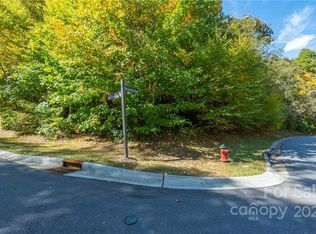 67 Old Lafayette Ln #33, Black Mountain, NC 28711