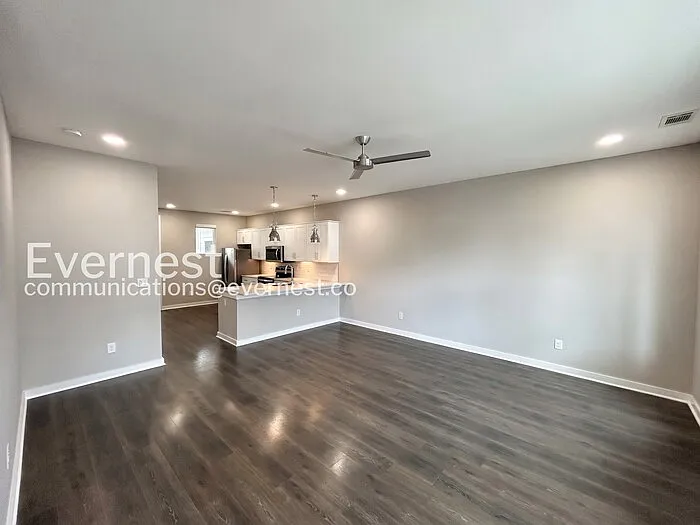 302 Jeffries Way — Photo 10