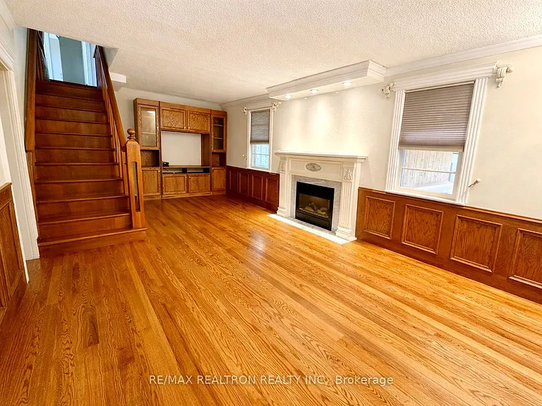 2430 King Rd — Photo 4