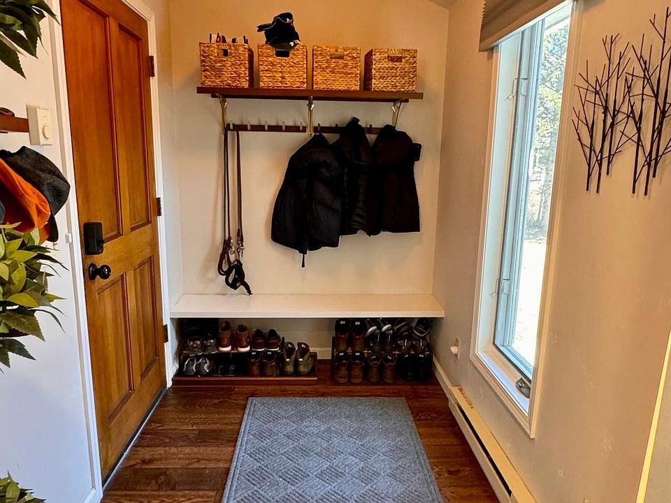 Entry/Mudroom