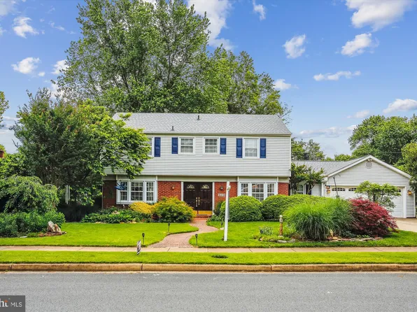 4129 Meadow Hill Ln, Fairfax, VA 22033