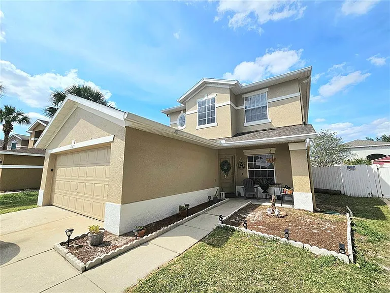 1920 Meadow Pond Way — Photo 1