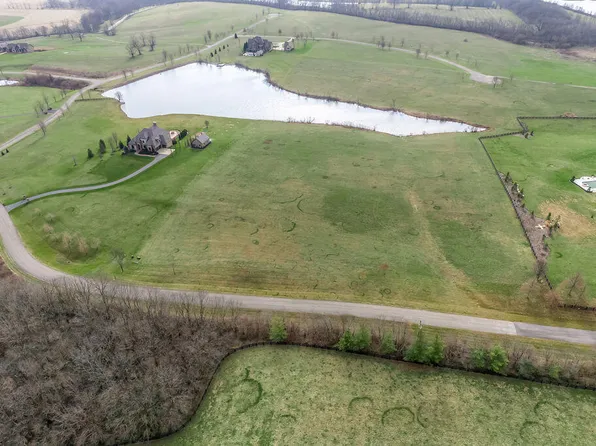 4170 Wilson Lake Ln, Lexington, KY 40516