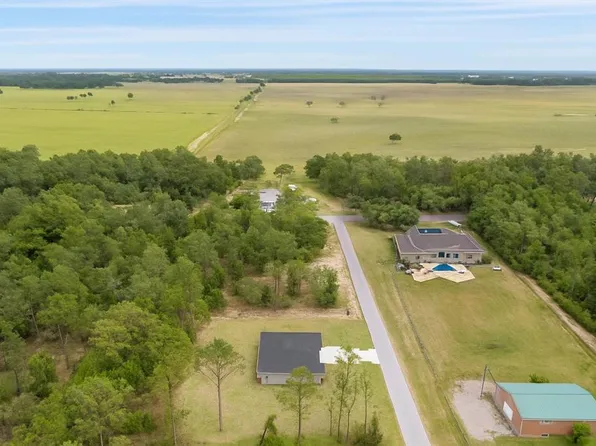 23131 SW Rainelle Rd, Dunnellon, FL 34431