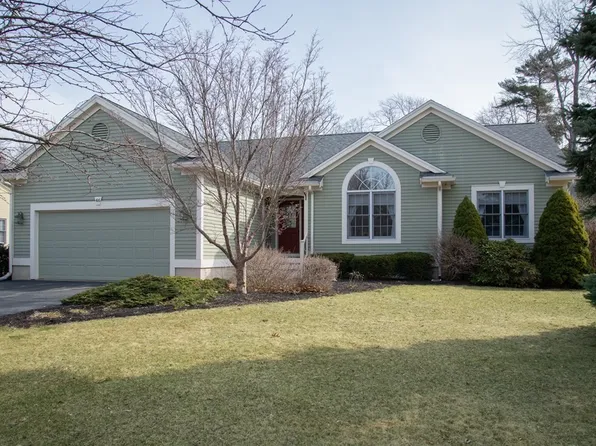 46 Marshview Cir, Seabrook, NH 03874