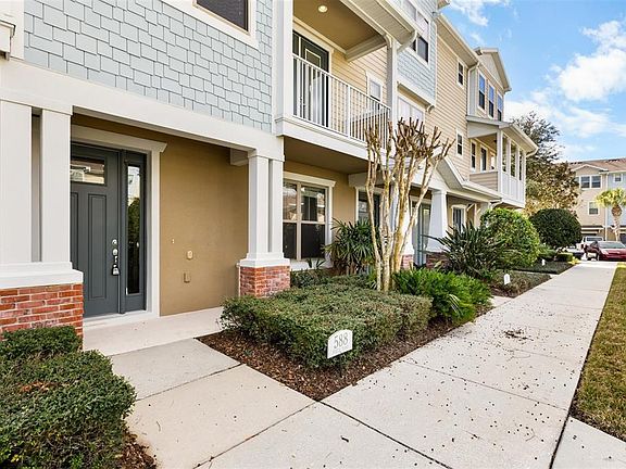 3rd image of 588 Piazza Point