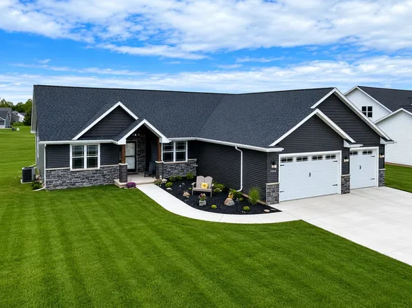 W7008 Jaclyn Ln, Greenville, WI 54942