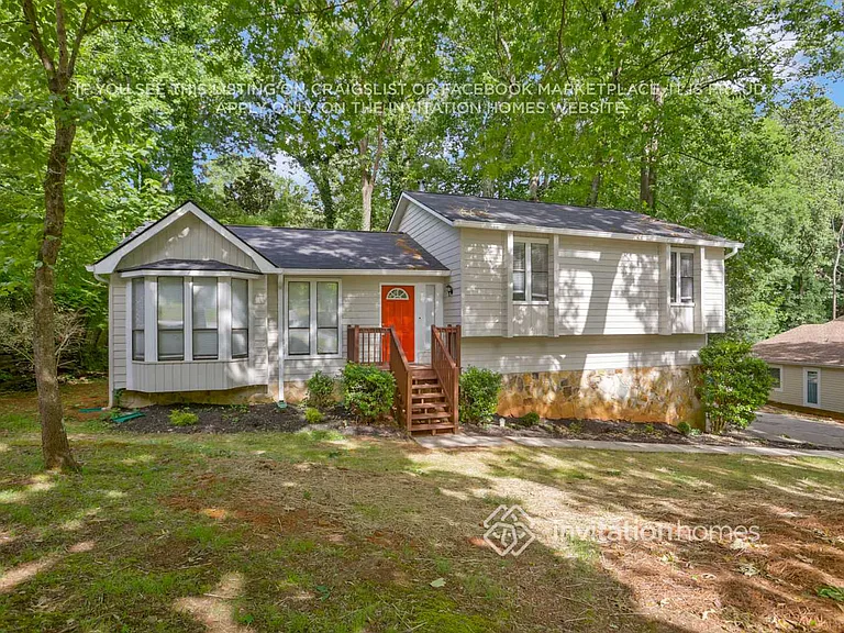 5145 Forest Mist Dr SE — Photo 3