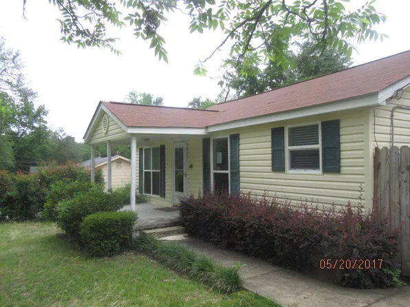 7825 Aurora Dr, Columbus, GA 31909