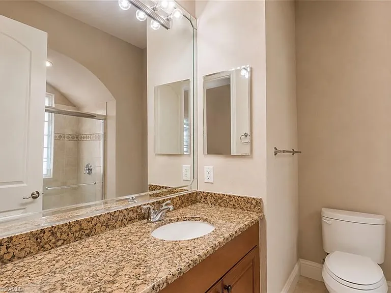 2915 Coco Lakes Dr — Photo 34
