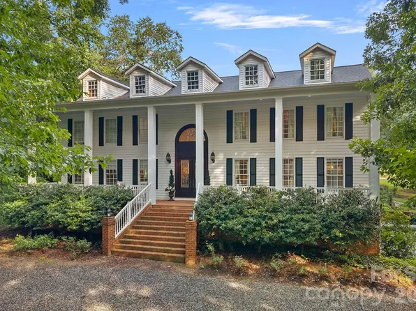 127 Celeste Estates Rd, Statesville, NC 28677