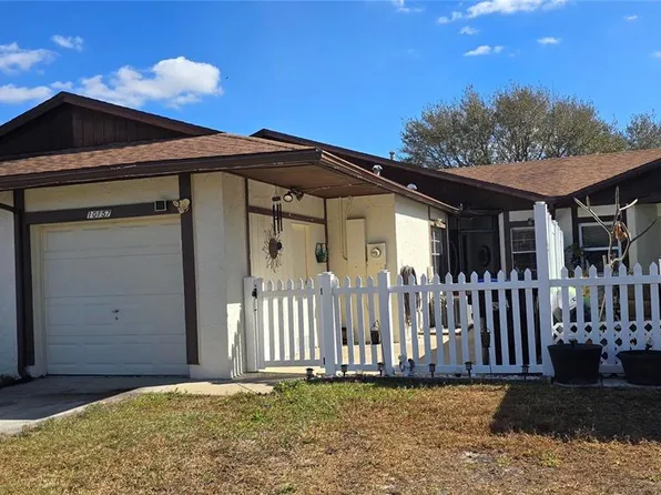 10157 Blazed Tree Ct, Orlando, FL 32821