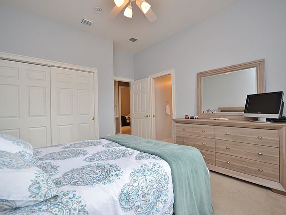 2nd image of 211 Eastpark Dr