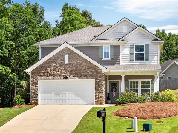 101 Cottage Ct, Opelika, AL 36801