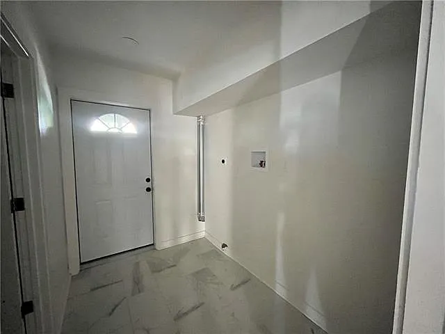 729 Elmira Ave — Photo 13
