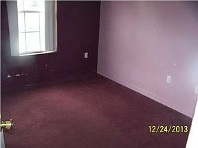 3rd image of 145 Palmetto Dr