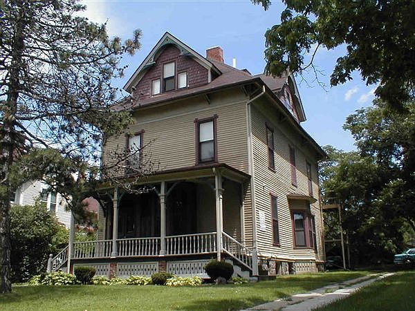 114 N. Division