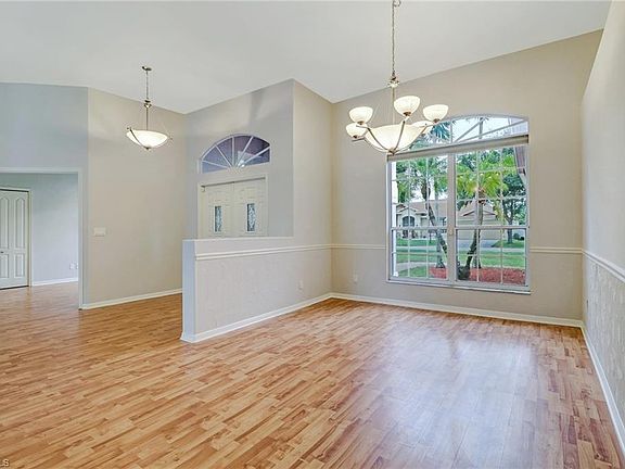 5th image of 19522 Devonwood Cir