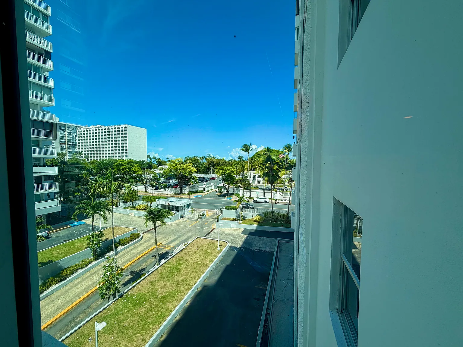 2 bed, $2,900 — Photo 1
