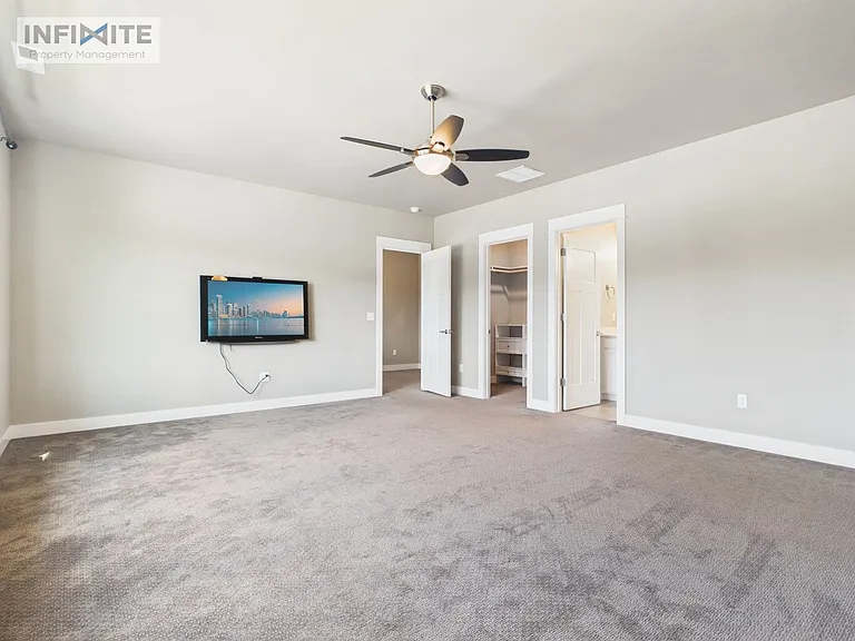 3083 Lori Ln — Photo 24