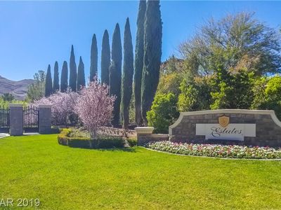 38 Olympia Hills Cir, Las Vegas, NV, 89141