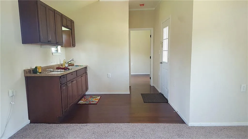 1 bed, 504 sqft, $905 — Photo 2