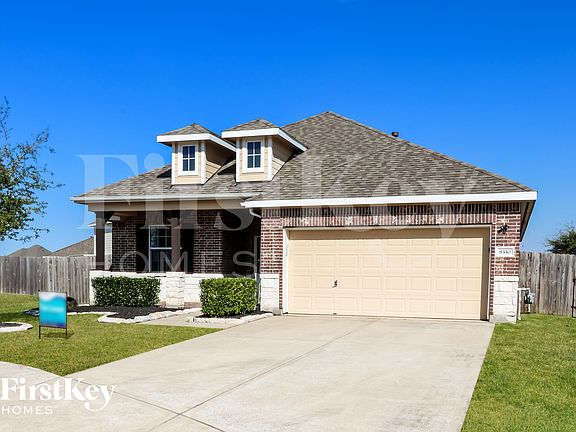 2nd image of 8330 Hampton Bay Dr