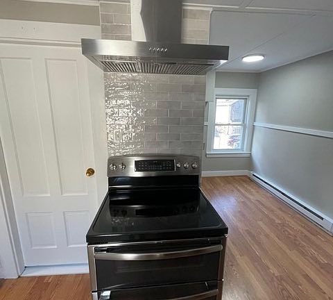 4th image of 10 East St #2