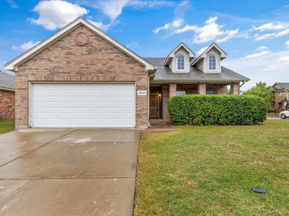 4549 Chaparral Creek Dr, Fort Worth, TX 76123