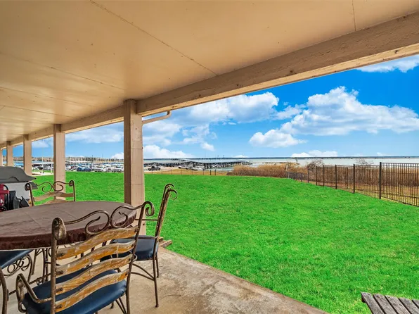 5946 Marina Dr #27, Garland, TX 75043