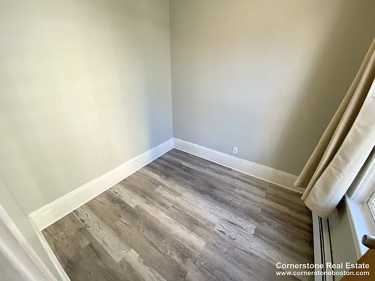1562 Tremont St #2 — Photo 15