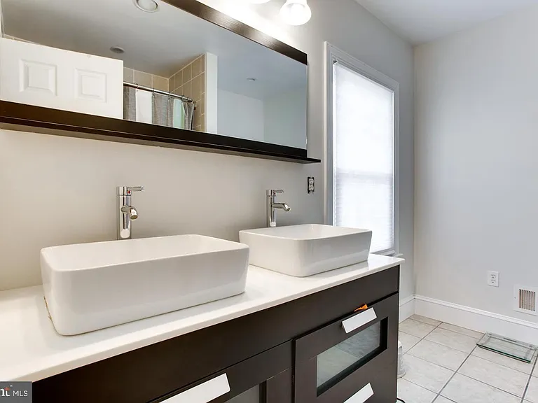 5407 Helm Ct — Photo 22